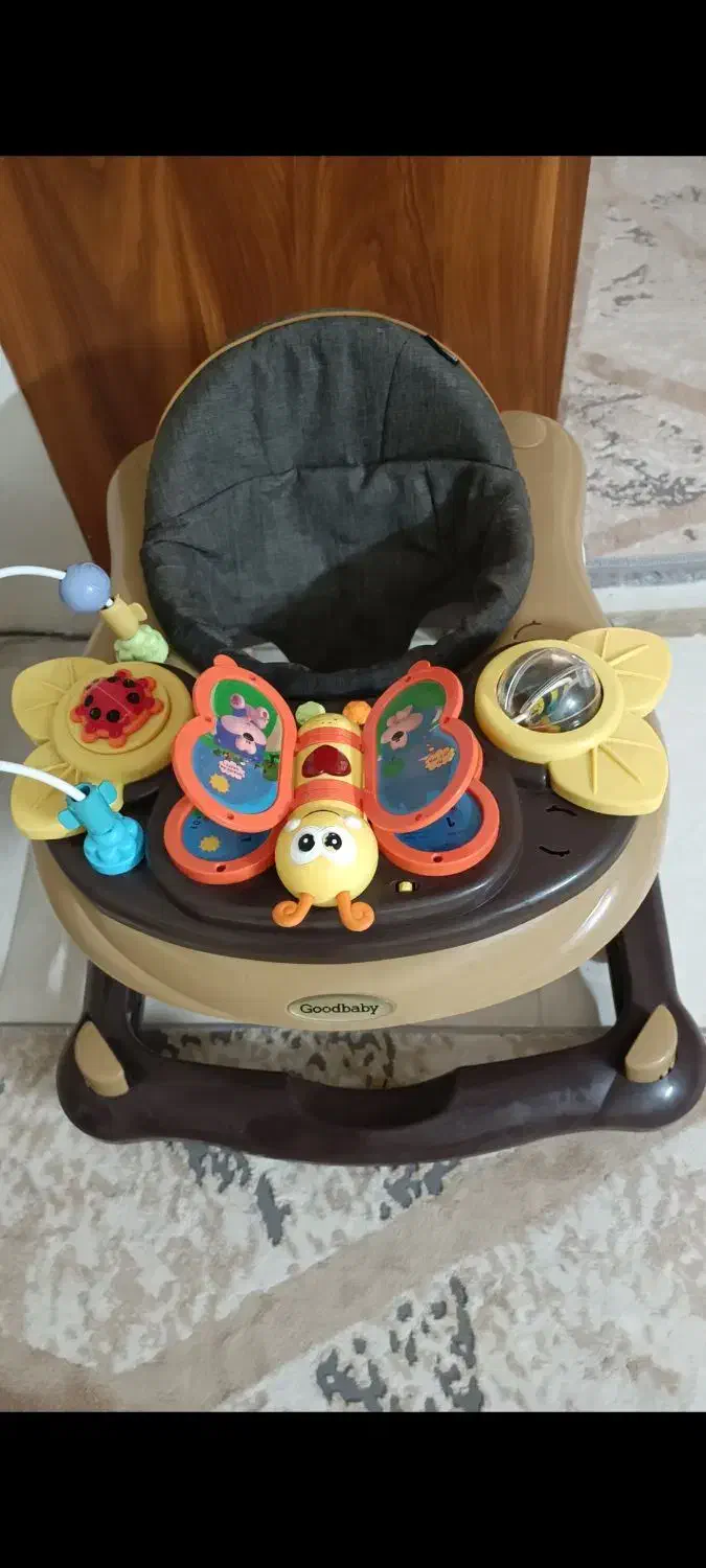 روروئک|کالسکه و لوازم جانبی|قدس, شهرقدس|دیوار