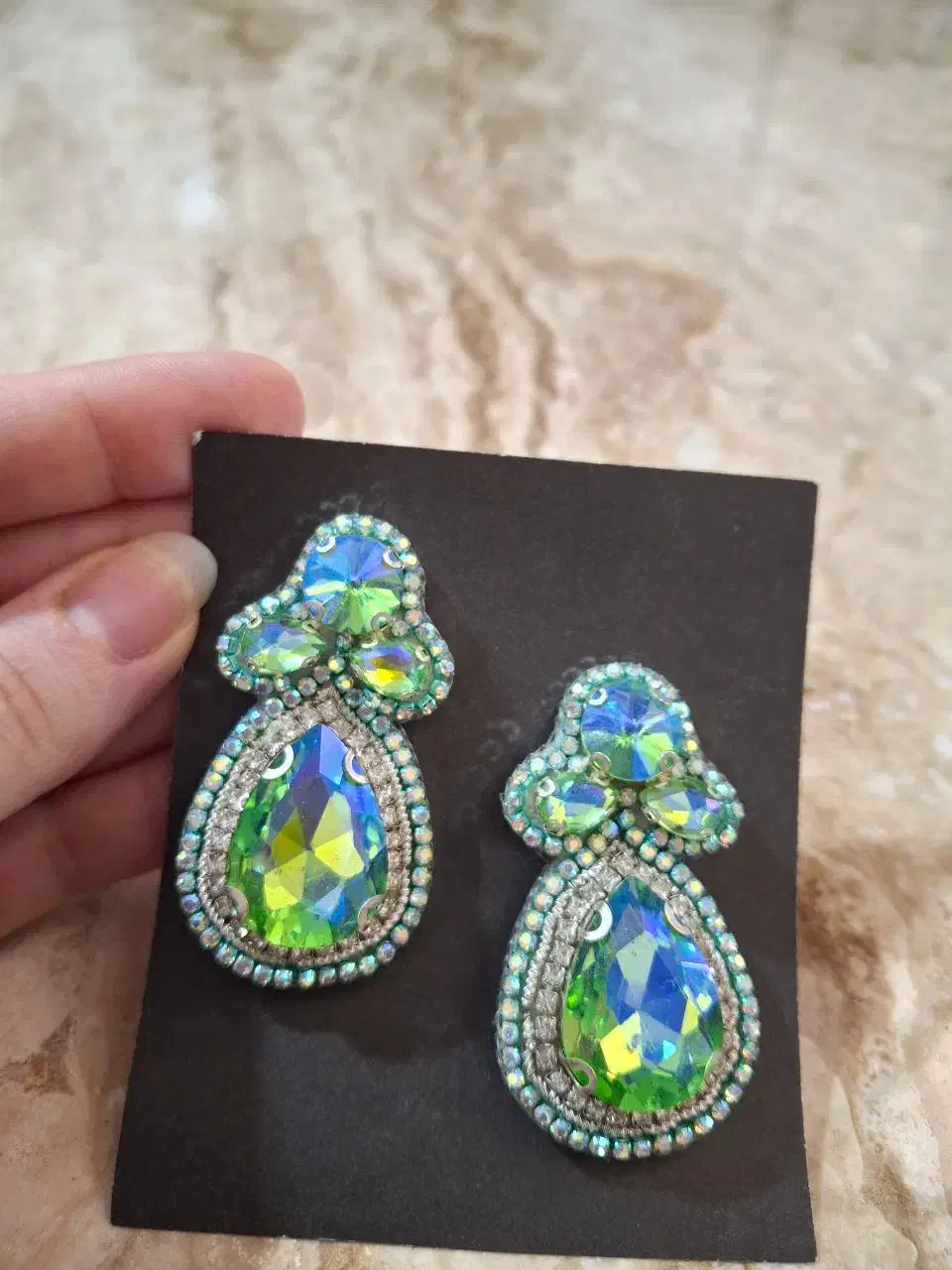 گوشواره جواهردوزی سایز بزرگ|بدلیجات|تهران, علم و صنعت|دیوار