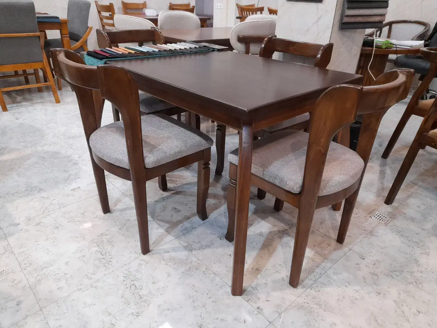 مدل ژوپیتر نیو|میز و صندلی غذاخوری|رشت, سیا اسطلخ|دیوار