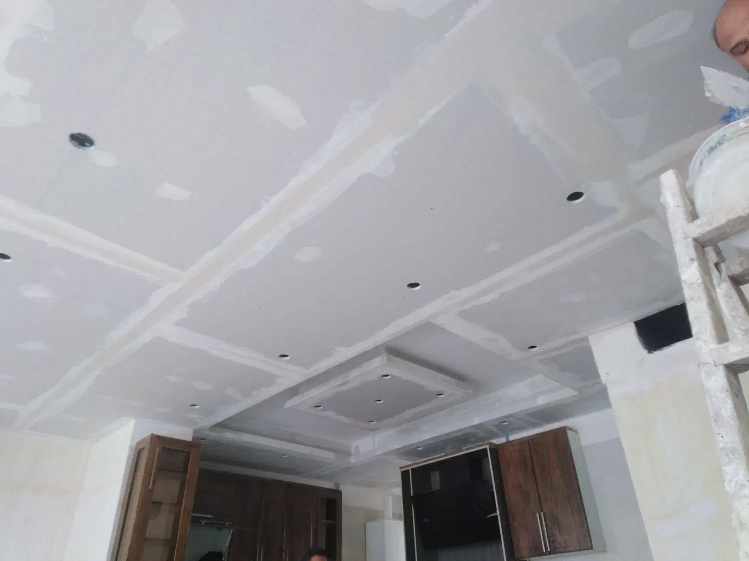 نقاش نقاشی ساختمان کنیتکس خرده کاری کچ کاری|خدمات پیشه و مهارت|تهران, پاسداران|دیوار