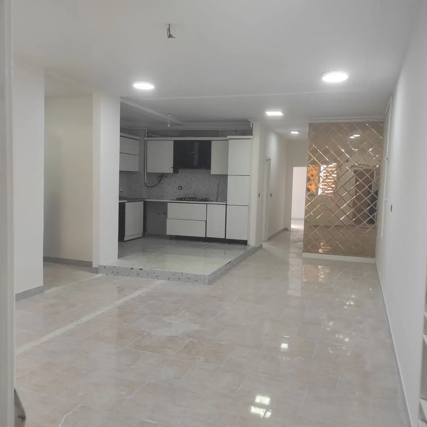 فروش آپارتمان ط ۱/ املاک اکسین/جدبابایی|فروش آپارتمان|دوگنبدان, |دیوار