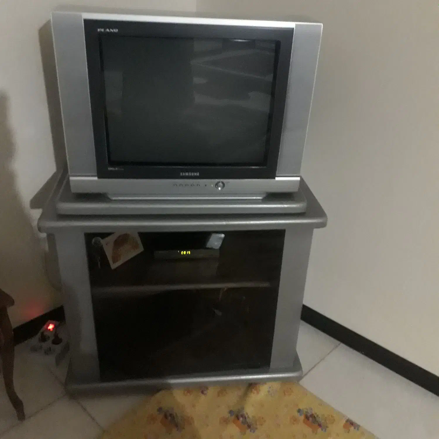 تلویزیون|تلویزیون و پروژکتور|شهر ری, دولت‌آباد|دیوار