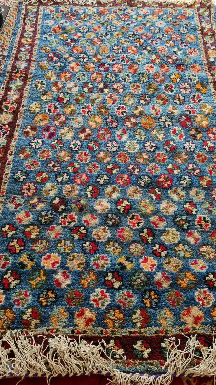 فرش دستباف بسیار زیبا و شاد خوش نشین و نو|فرش|سرایان, |دیوار