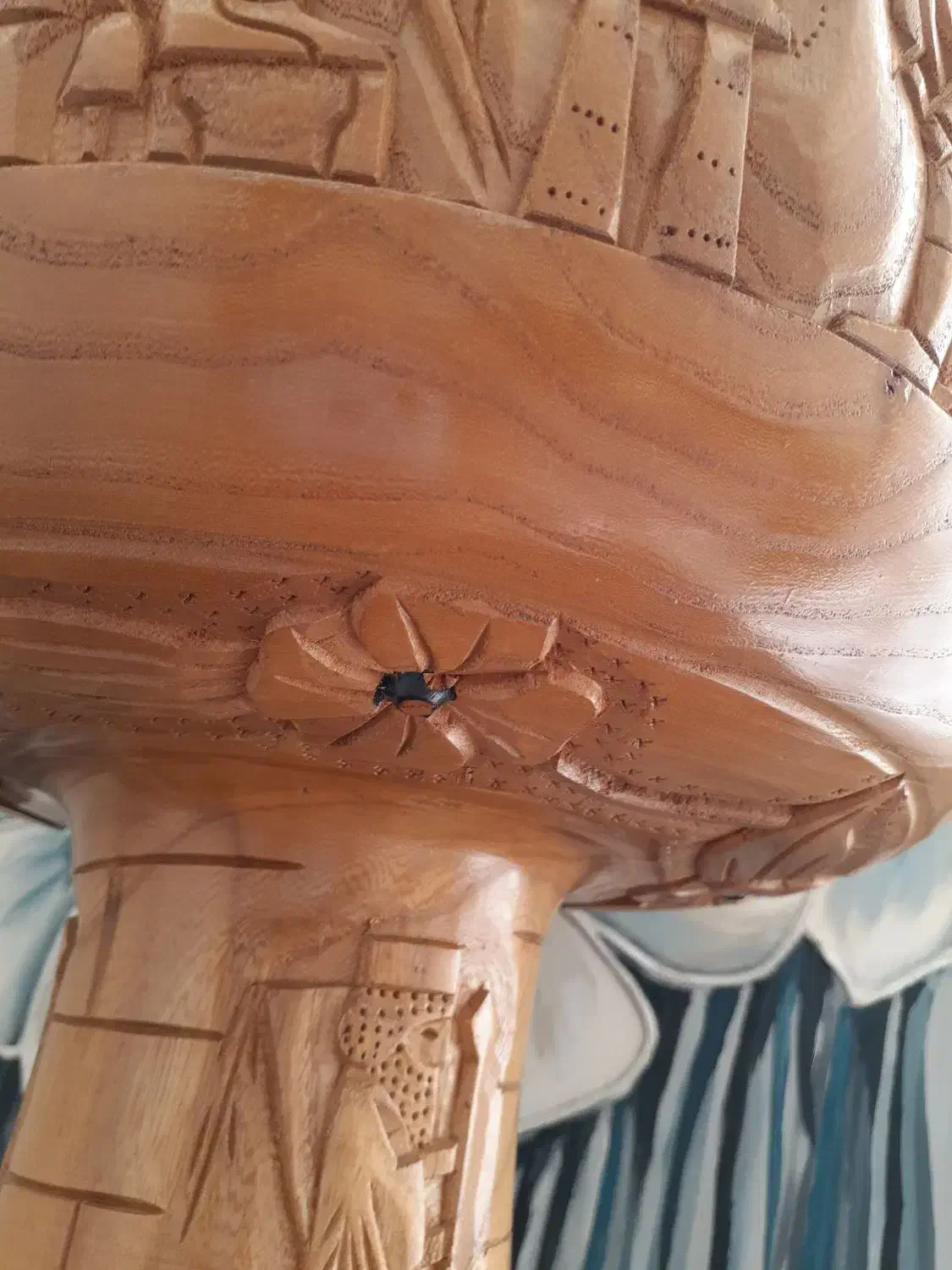 تنبک حلمی|سازهای سنتی|کرج, شهرک بنفشه|دیوار