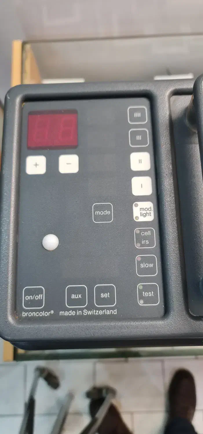 فلاش چتر broncolor 1600 ژول|دوربین عکاسی و فیلم‌برداری|تهران, سید خندان (جلفا)|دیوار