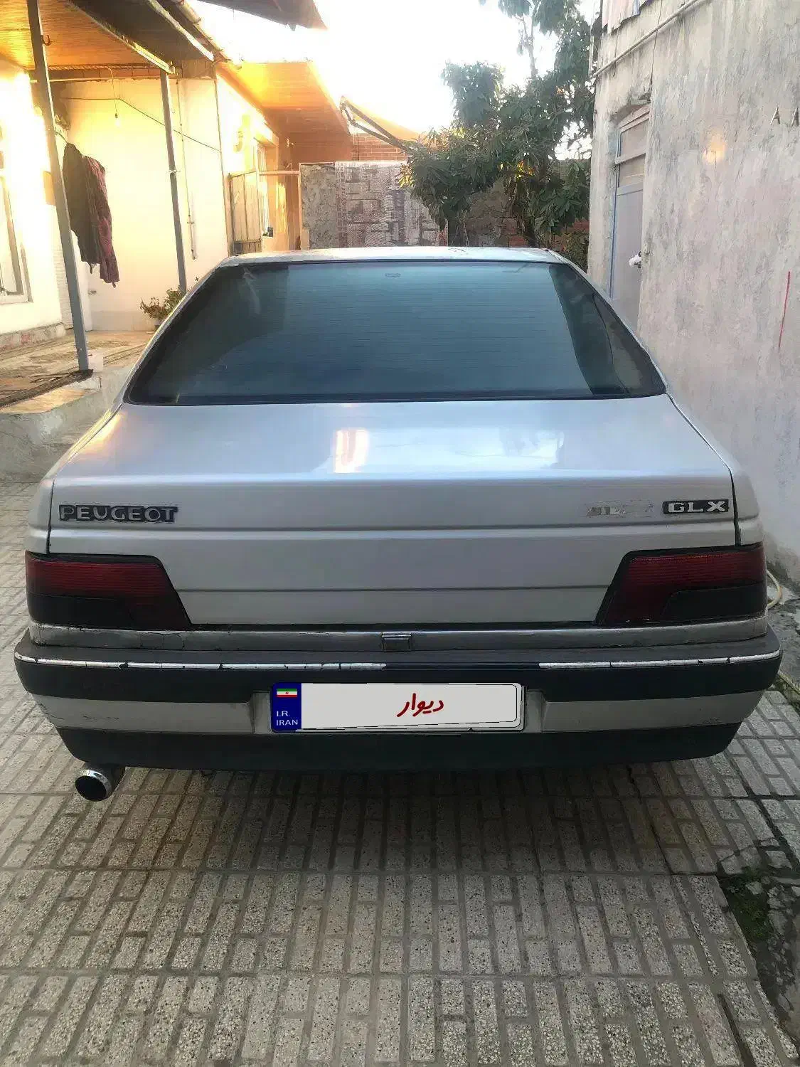 پژو۴۰۵ نقره ای|خودرو سواری و وانت|قائم‌شهر, |دیوار