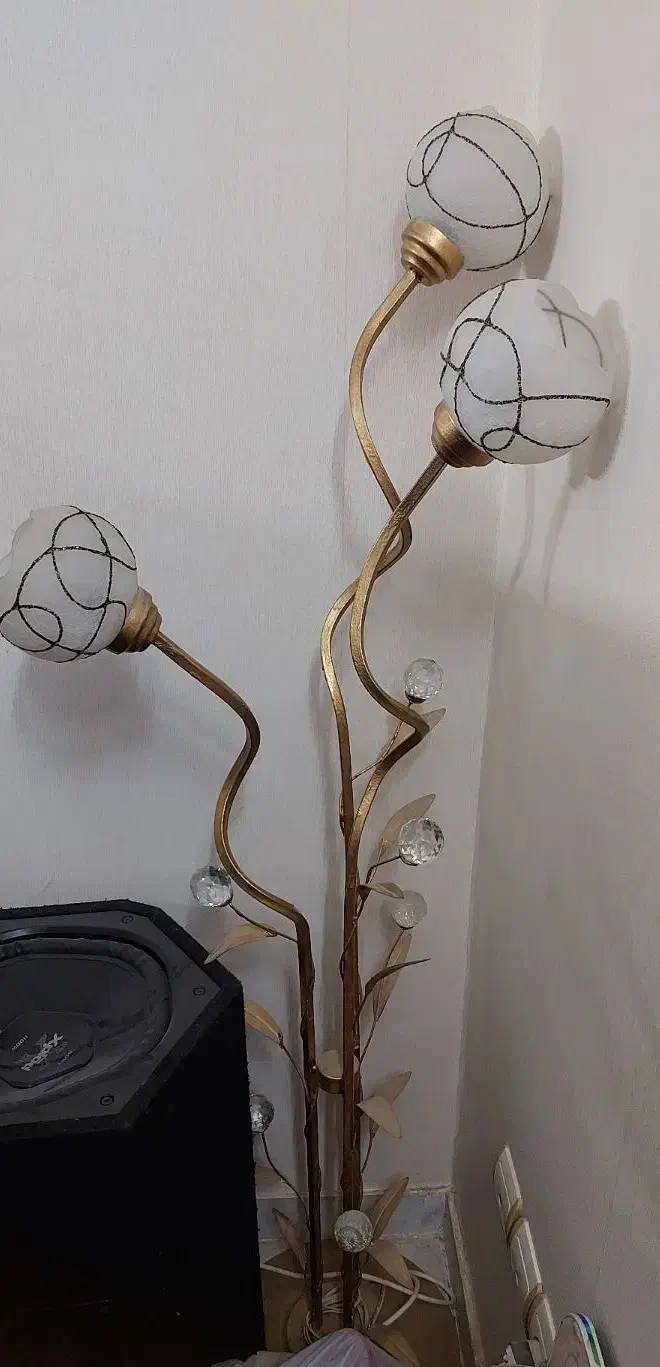 آباژور سالم ونو|چراغ خواب و آباژور|مشهد, چهارچشمه|دیوار