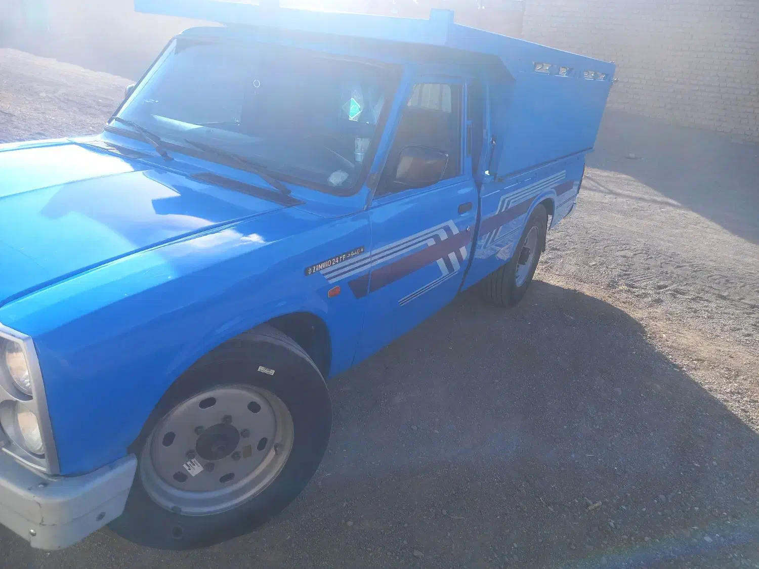 نیسان وانت|خودرو سواری و وانت|تربت جام, میان جام|دیوار