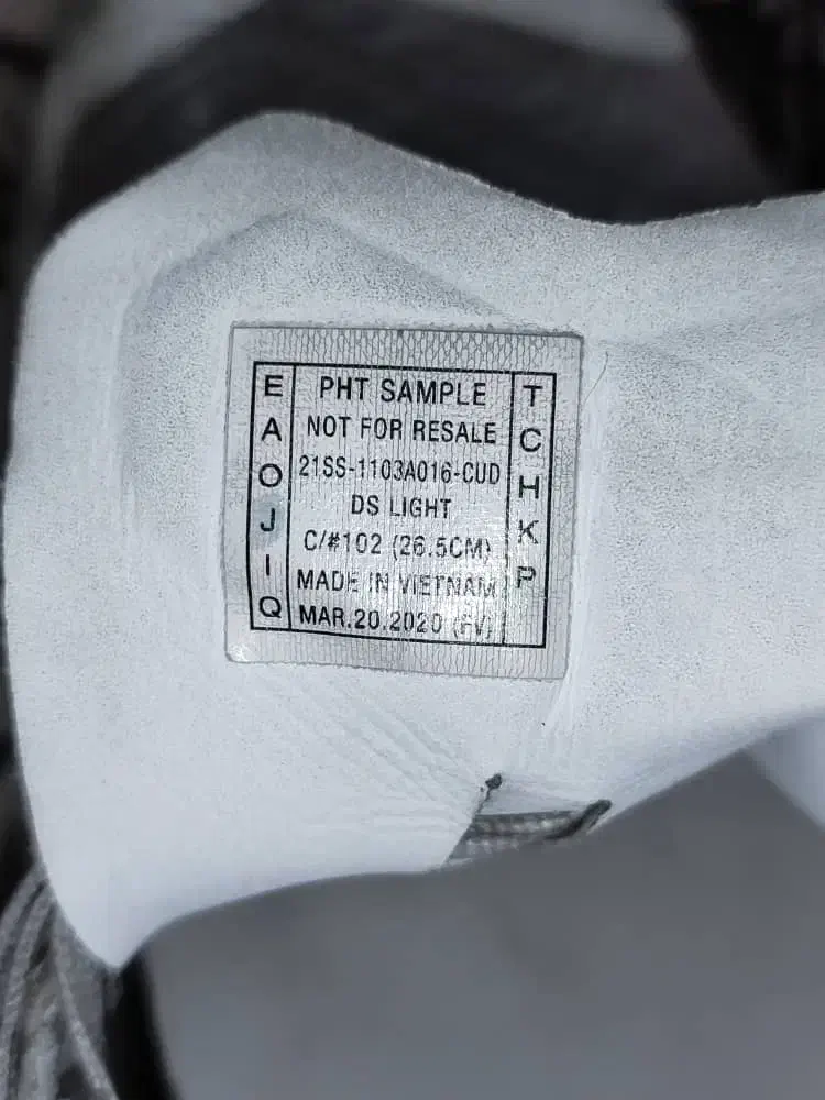 استوک فوتبال اسیکس|کیف، کفش، کمربند|همدان, |دیوار