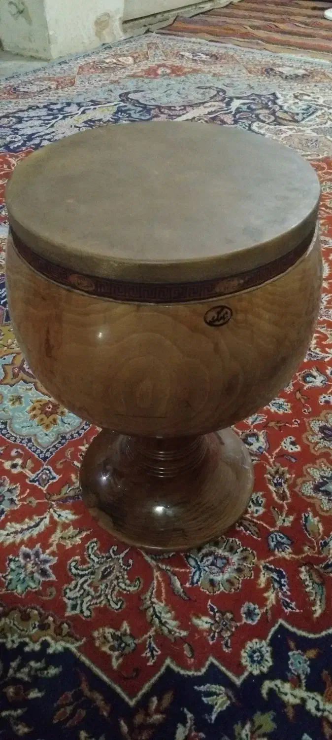 تنبک تمبک|سازهای سنتی|اصفهان, آفاران|دیوار