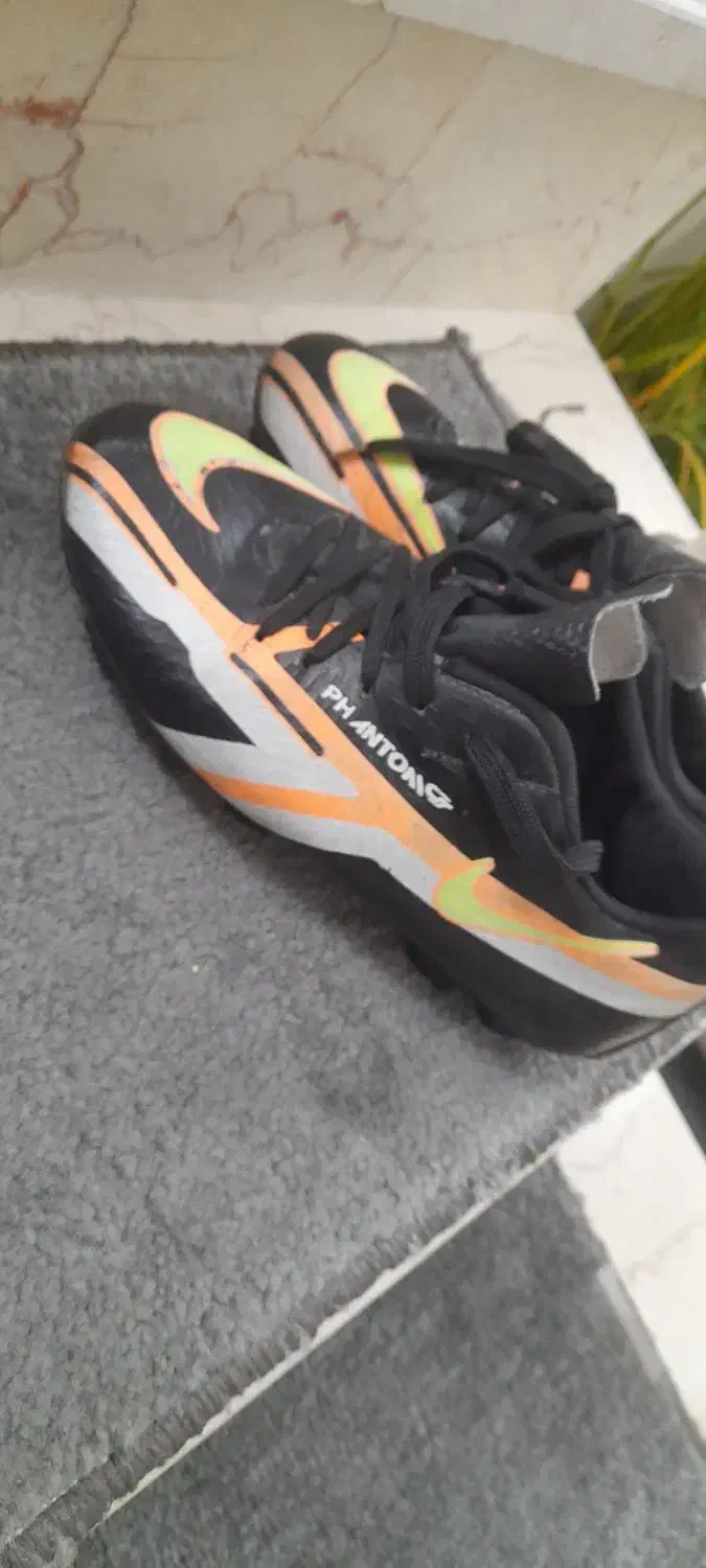 کفش فوتبال سایز ۳۸|تجهیزات ورزشی|بروجرد, |دیوار