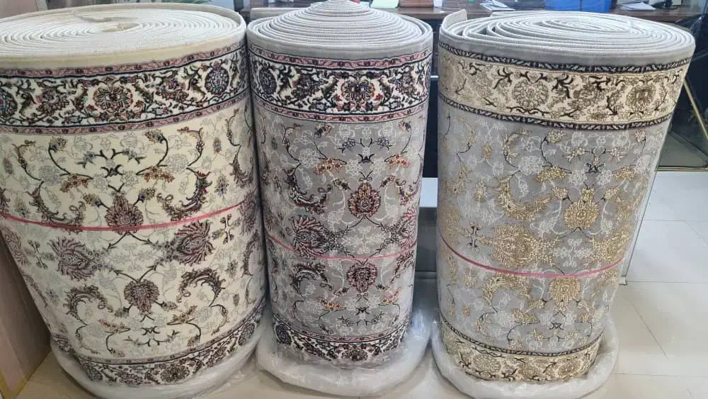 کنار ماشینی  وترکیه و کیلم  موجود شد|فرش|اردبیل, |دیوار