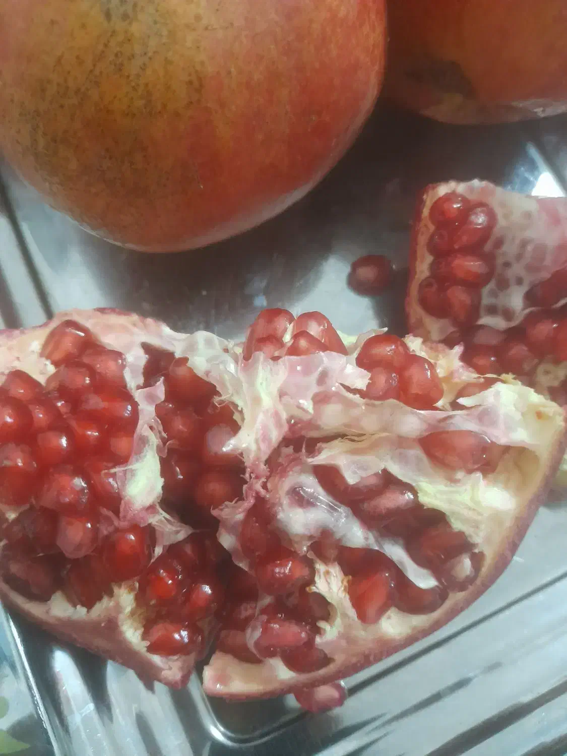 انارشیرین بزرگ اب دار|خوردنی و آشامیدنی|مزرعه کتول, |دیوار