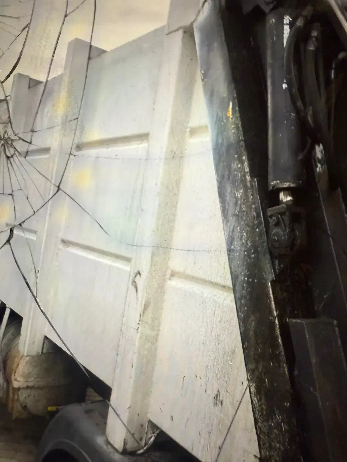 دستگاه زباله. یاری پویا|خودرو سنگین|چهاردانگه (تهران), |دیوار