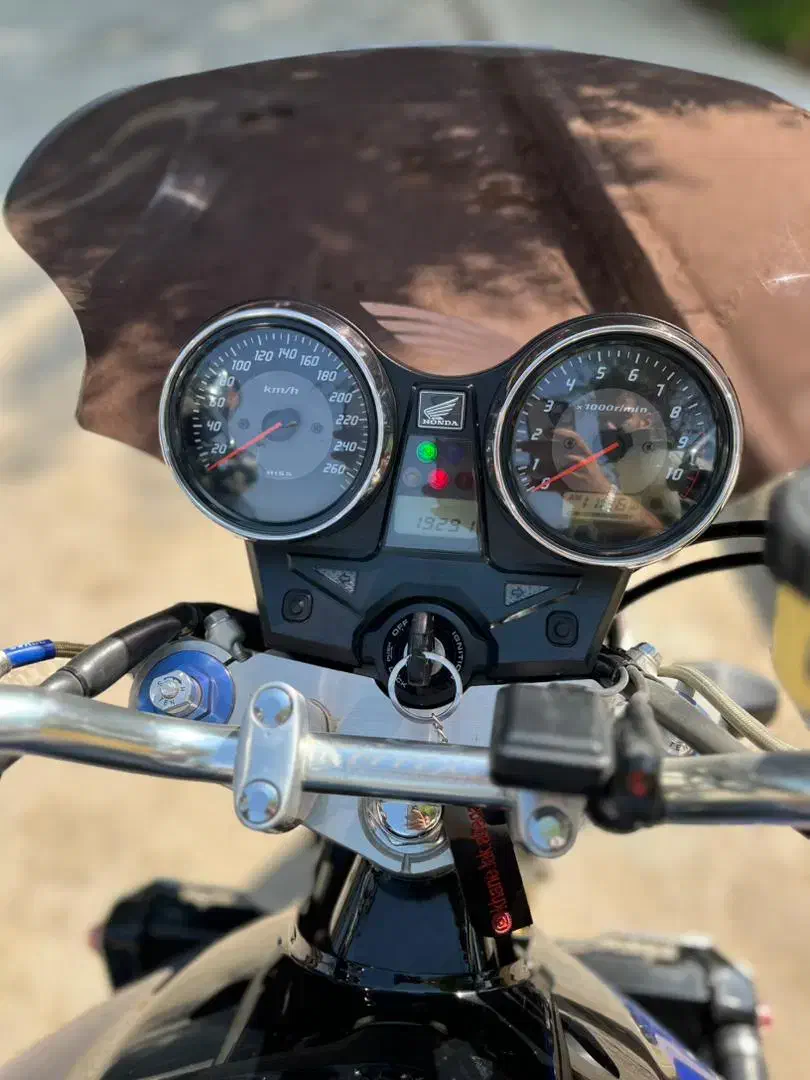 سی بی ۱۳۰۰ سوپر فور|موتورسیکلت|تهران, سازمان برنامه جنوبی|دیوار