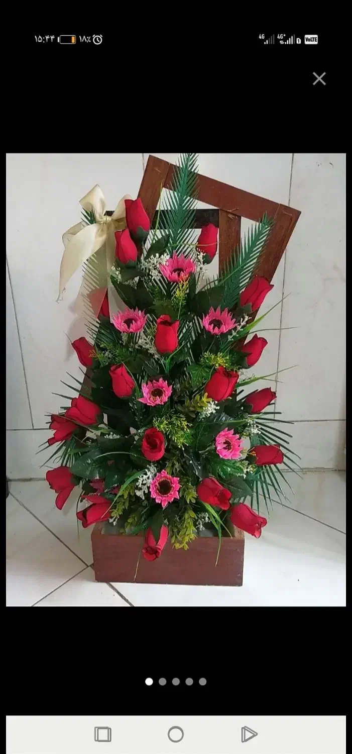 گل و پایه ی گل|گل مصنوعی|نیشابور, گنبد سبز|دیوار