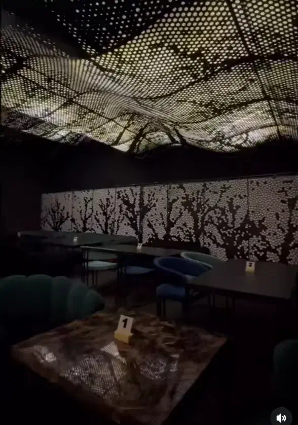 نیروی خانم جهت کار در کافی شاپ(محیط زیبا و خاص)|استخدام خدمات فروشگاه و رستوران|مشهد, آزادشهر|دیوار