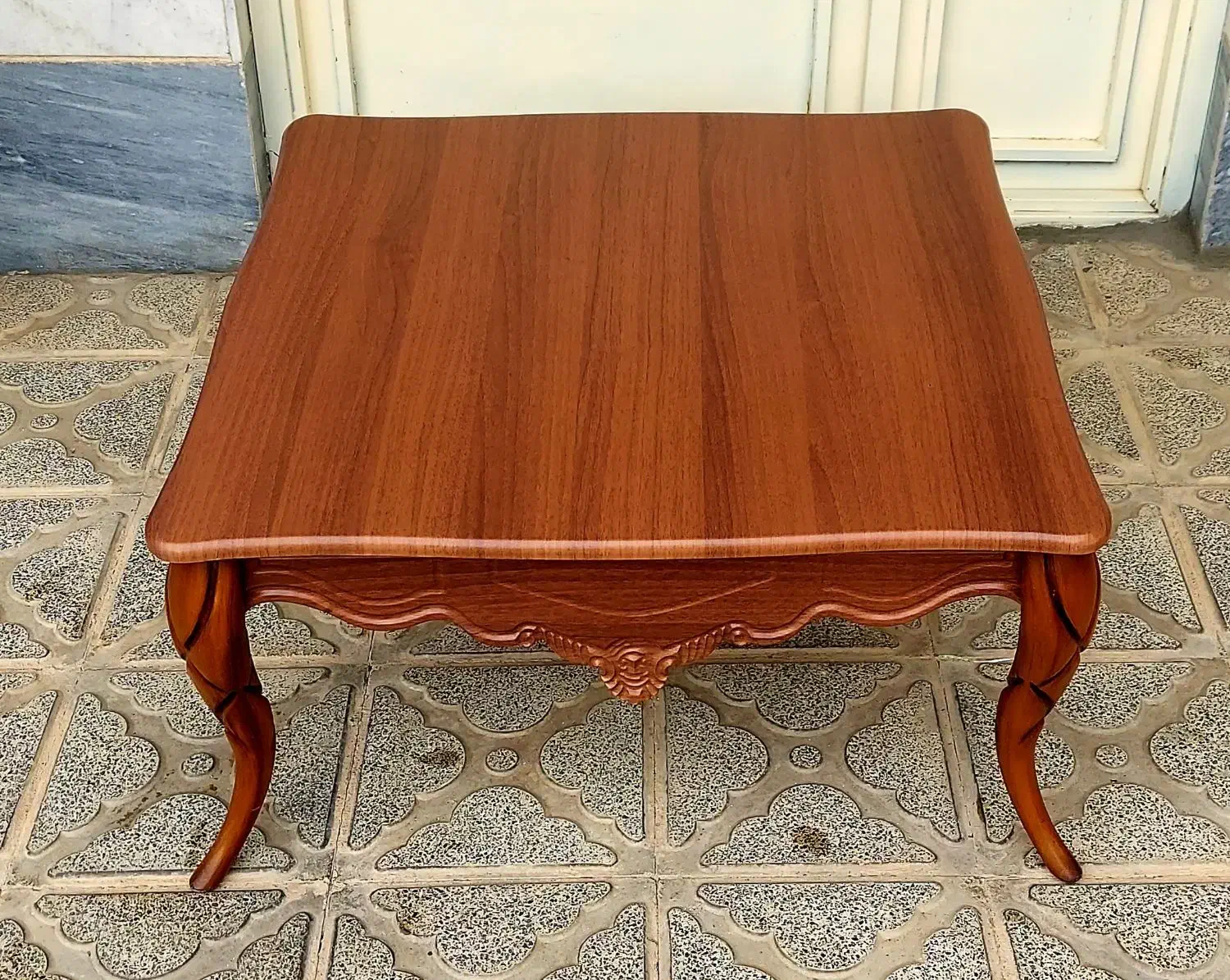 میز جلو مبل بزرگ|مبلمان خانگی و میز عسلی|مراغه, |دیوار