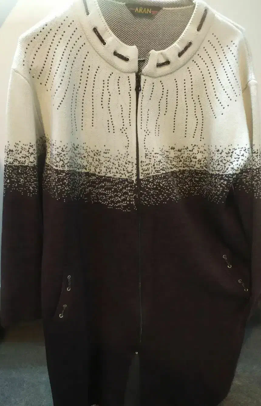 پالتو زنانه نگین دار ورساچه شیک و بافت مانتویی|لباس|قم, چهار امامزاده|دیوار