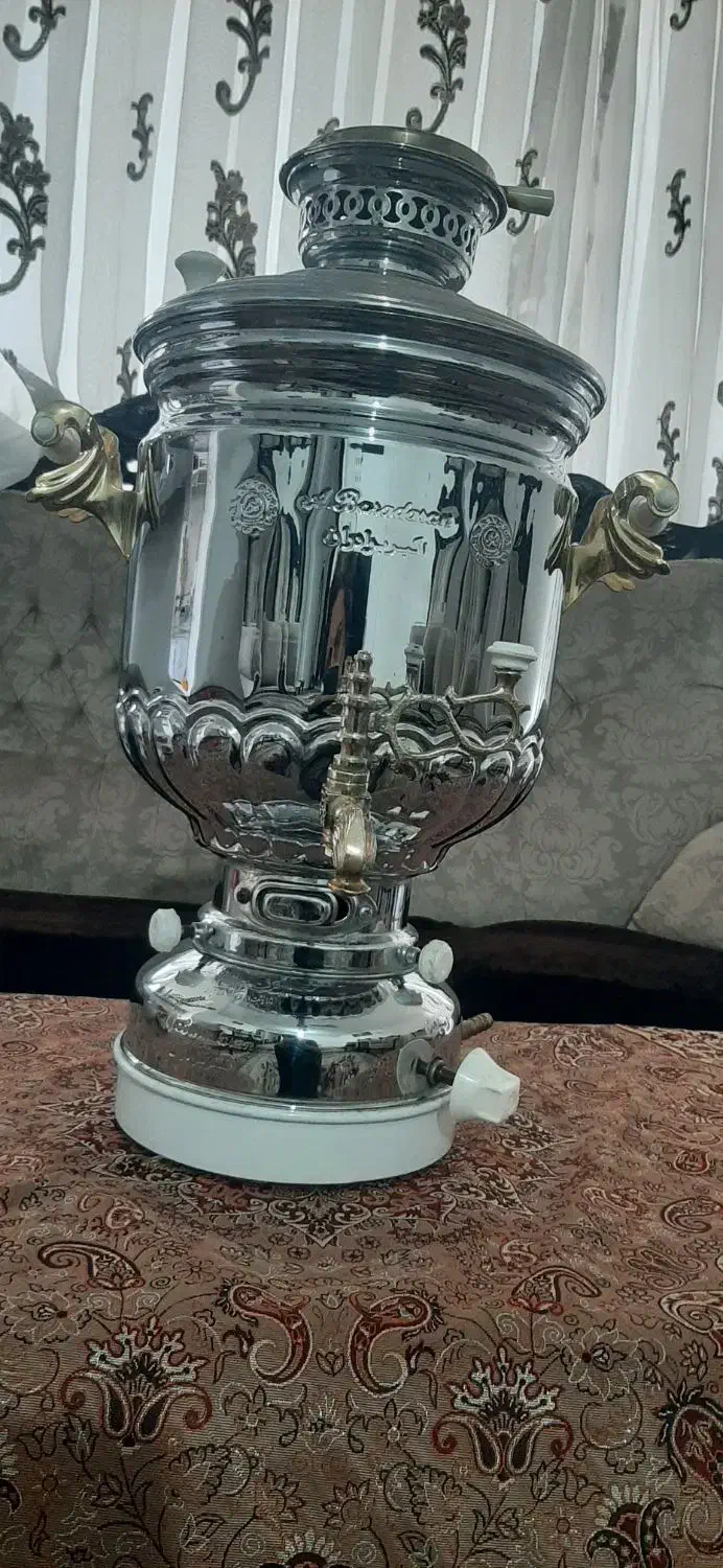 سماور اکبر برادران ده لیتری|سماور، چای‌ساز، قهوه‌ساز|قزوین, |دیوار