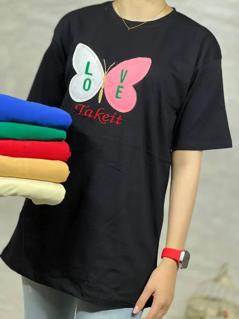 تیشرت و کراپ|لباس|شیراز, کوشک میدان|دیوار