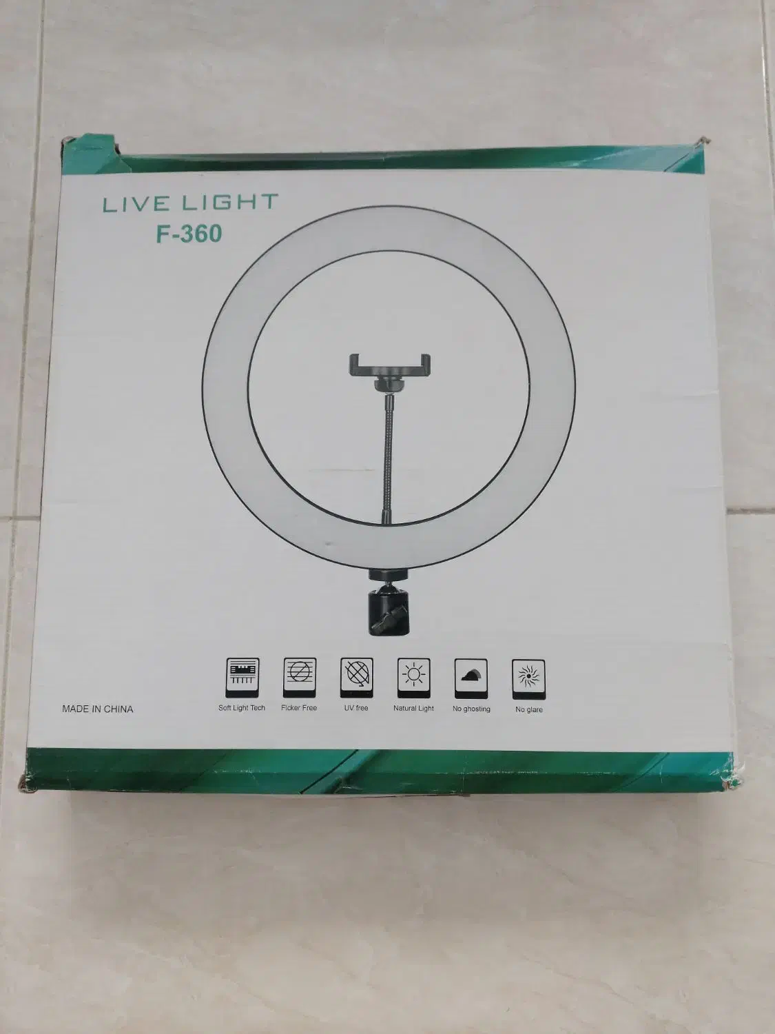 رینگ لایت|آرایشگاه و سالن‌های زیبایی|کنارک, |دیوار