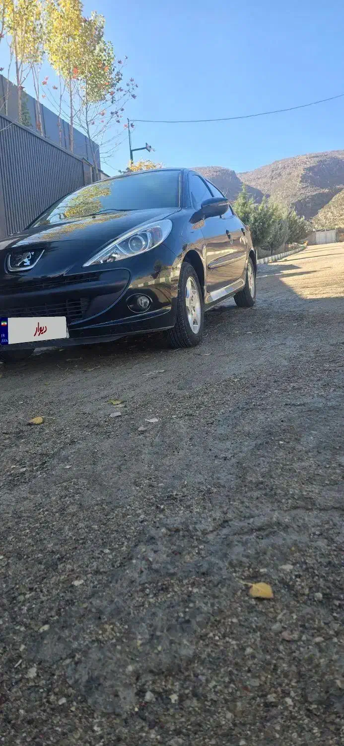 207|خودرو سواری و وانت|سیاخ دارنگون, |دیوار