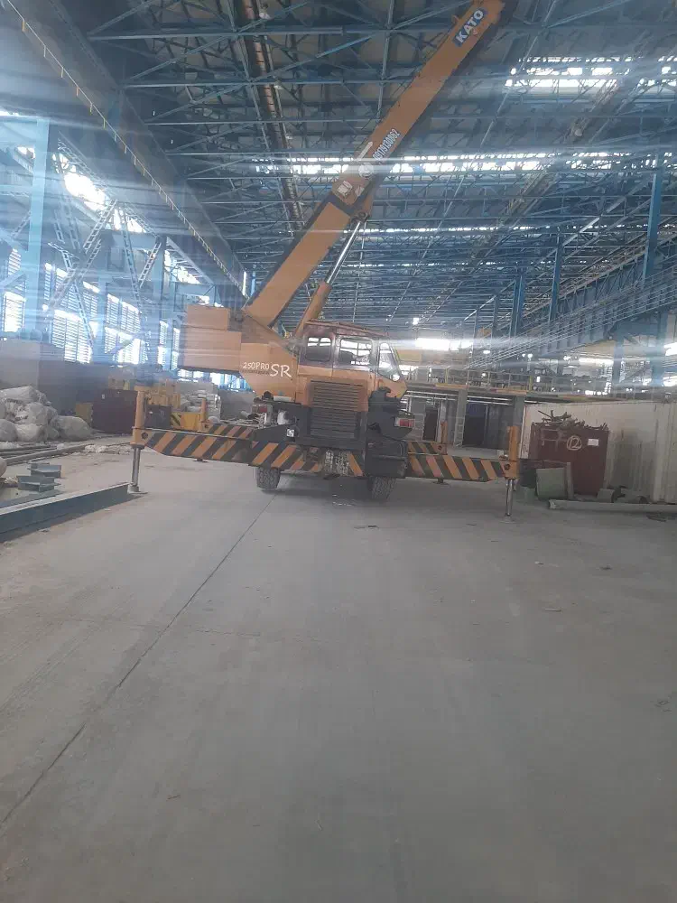 فروش جرثقیل 25تن کارگاهی کاتو|خودرو سنگین|قطرویه, |دیوار