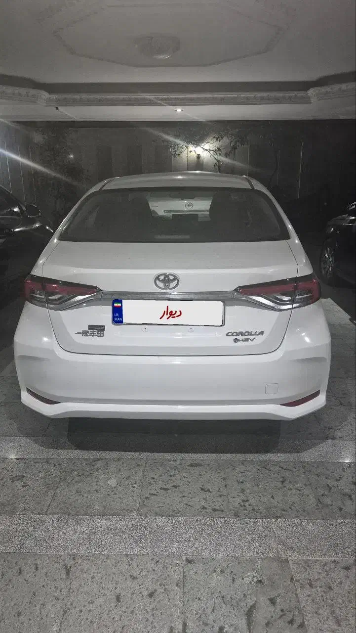 تویوتا کرولا الیت هیبرید ۱۸۰۰|خودرو سواری و وانت|اردبیل, |دیوار