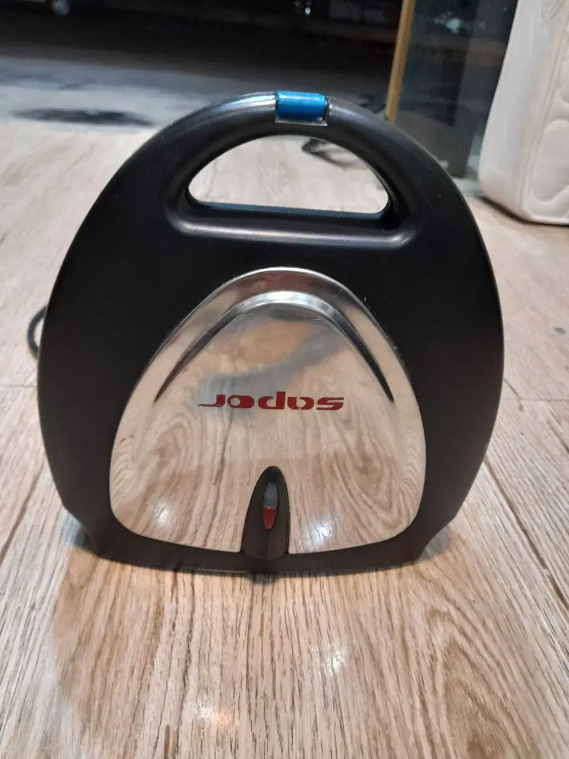 دو عدد ساندویچ ساز دونه ای یک تومان|اجاق گاز و لوازم برقی پختوپز|رشت, هلال احمر|دیوار