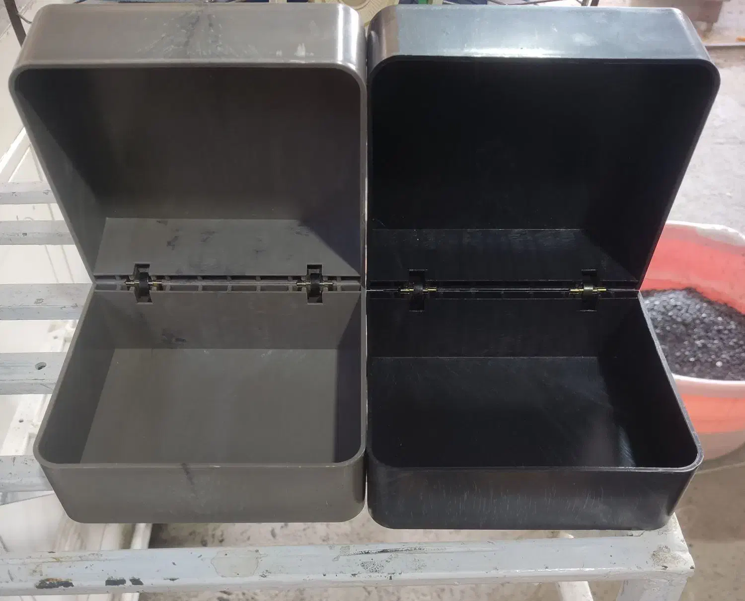 خدمات تزریق پلاستیک|خدمات پیشه و مهارت|رزن, |دیوار