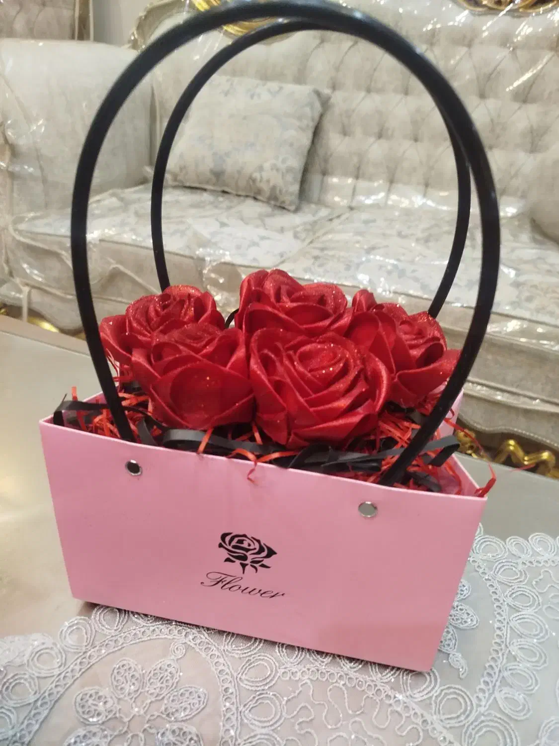 کادو روز مادر یا زن گل روز جاودانه|گل مصنوعی|مشهد, خواجه ربیع|دیوار