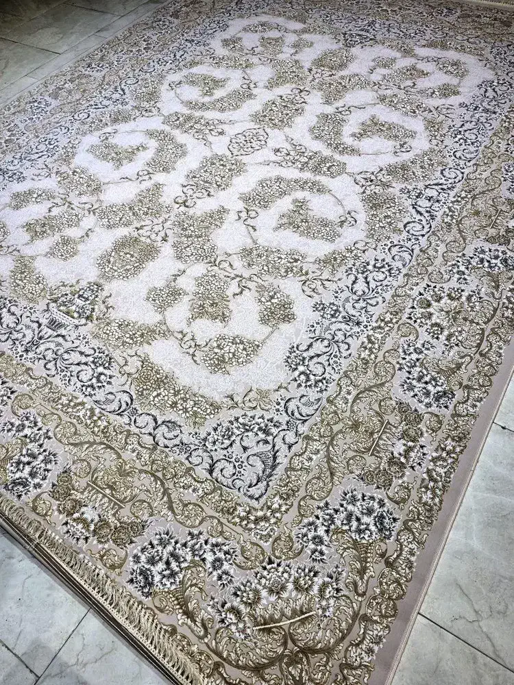 ۳تا فرش ۱۲متری۱۲۰۰شانه تراکم۳۶۰۰تولیدی فرش خورشید|فرش|خرم‌آباد, |دیوار