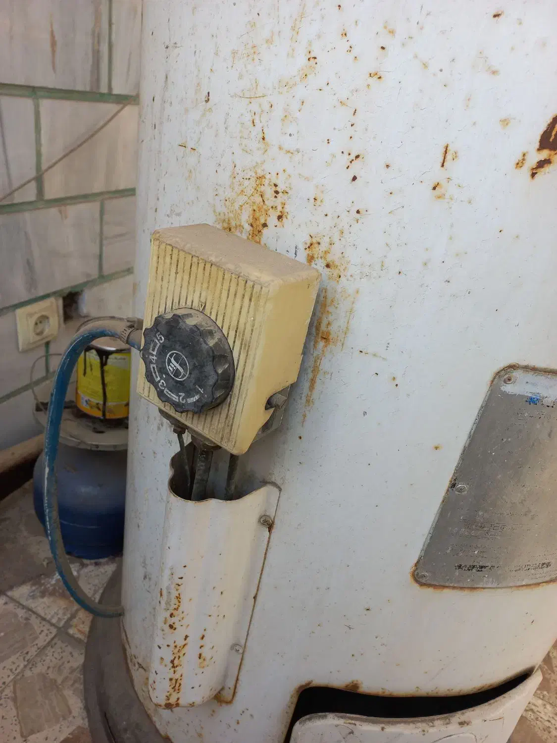 آبگرمکن زمینی|آبگرمکن، پکیج، شوفاژ|همدان, |دیوار