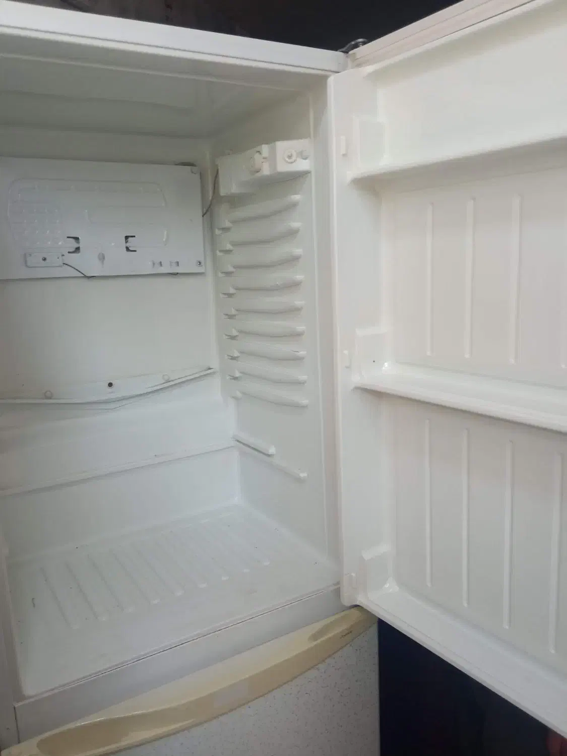 یخچال و فریزر  دونار خزر|یخچال و فریزر|مرودشت, بیست متری بیمارستان|دیوار