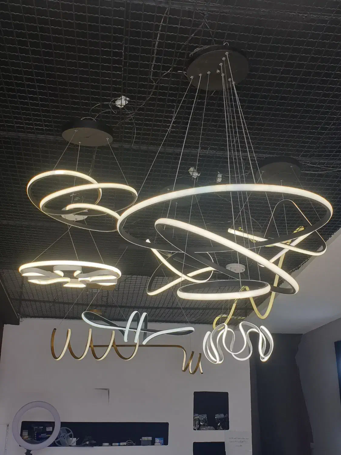 تولید و اجرای لاین نوری و لوستر|ریسه و چراغ تزئینی|اصفهان, بهارستان|دیوار