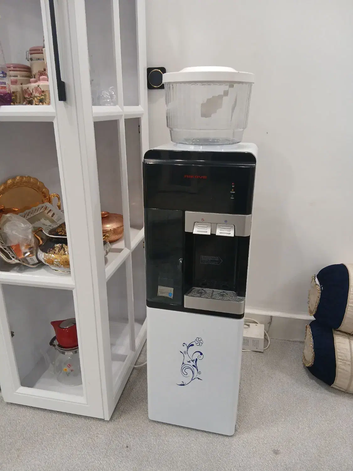 آبسردکن ایستاده|آبسردکن و تصفیه آب|دهدشت, |دیوار