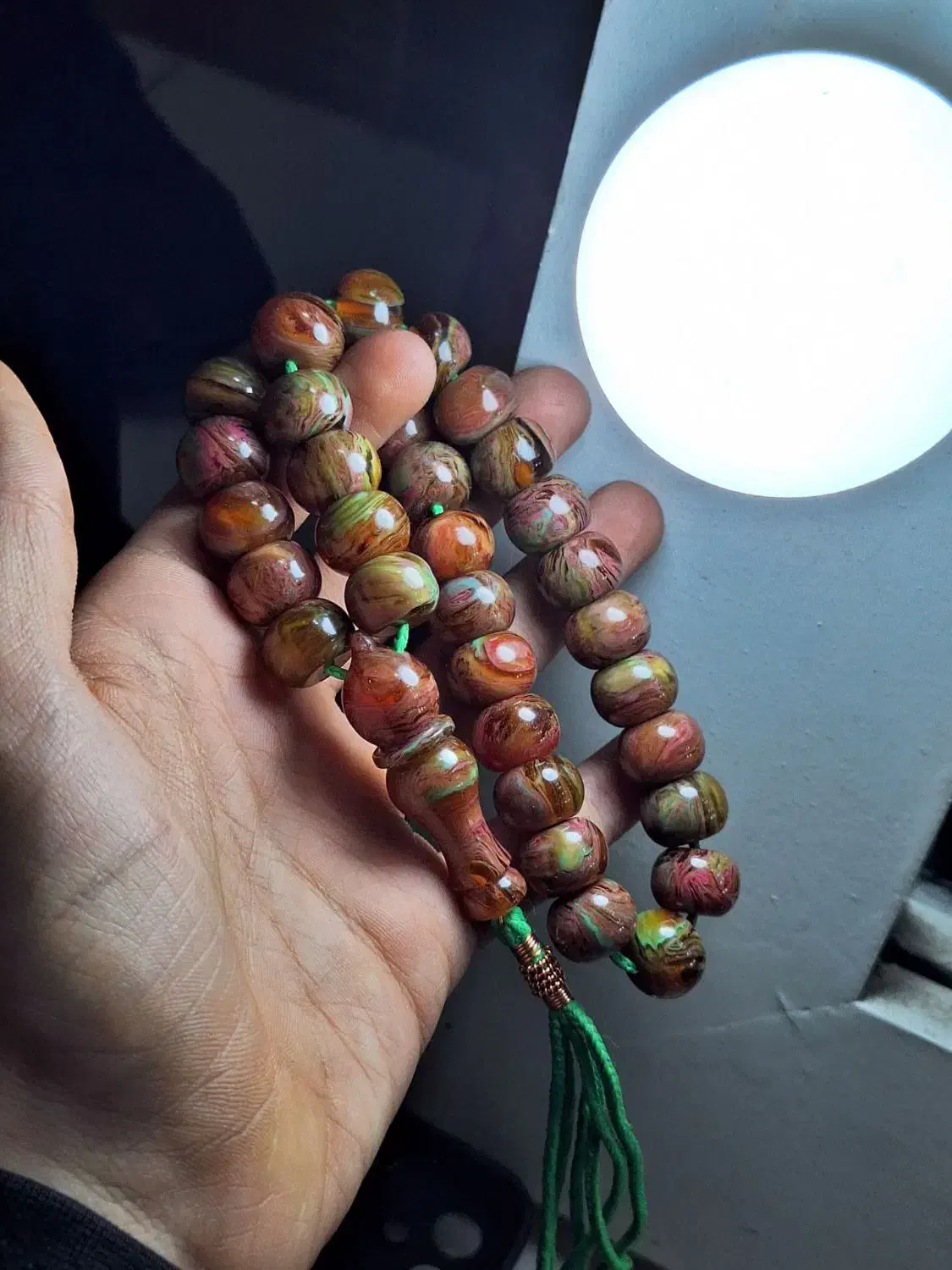 تسبیه کهربا|کلکسیون اشیاء عتیقه|تهران, فلسطین (میدان انقلاب)|دیوار