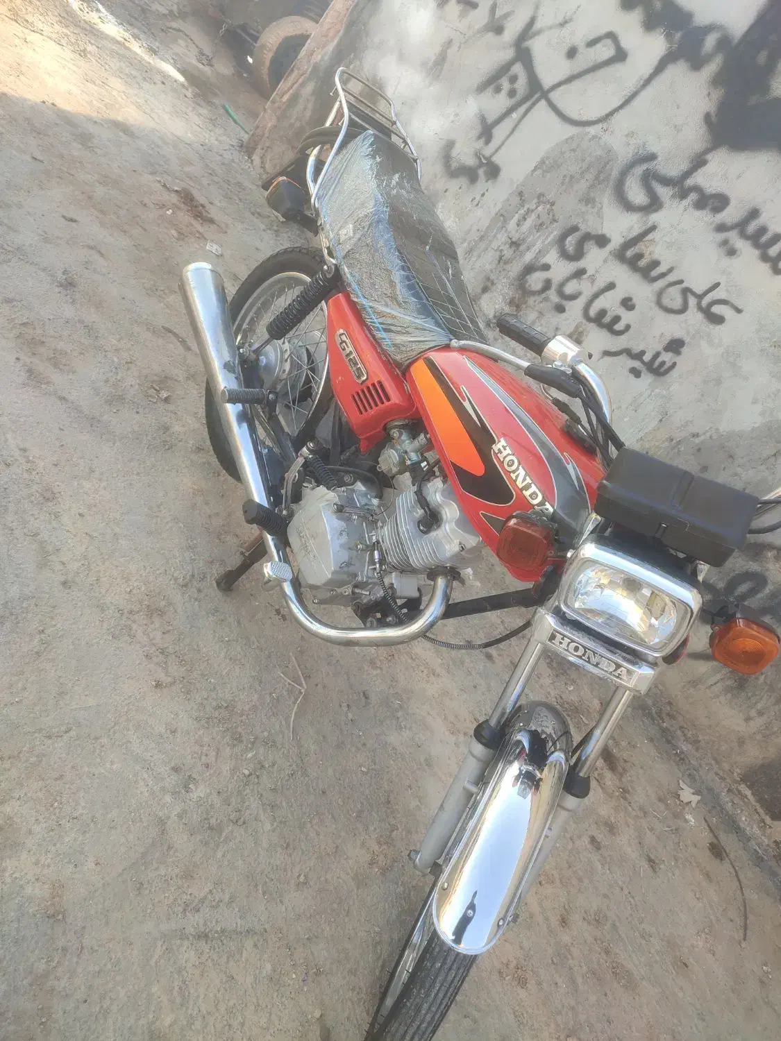 موتور مدل 83|موتورسیکلت|شیراز, شهرک قمشه|دیوار