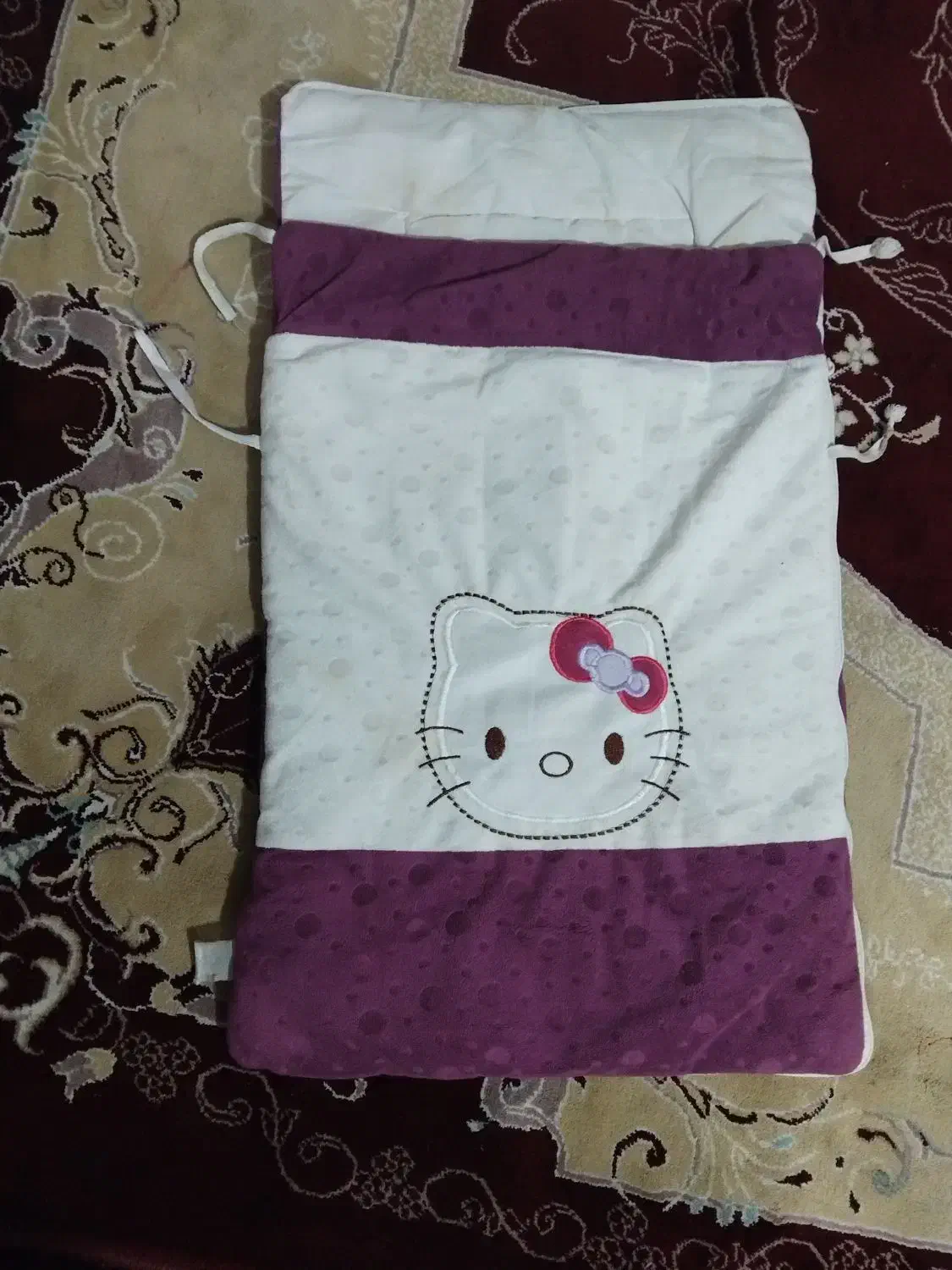 قنداق مخملی|رختخواب، بالش، پتو|قرچک, میرزائی شمالی|دیوار