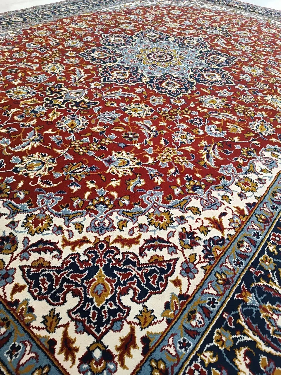 دو عدد قالی دوازده متری و نه متری|فرش|اهواز, بهارستان|دیوار