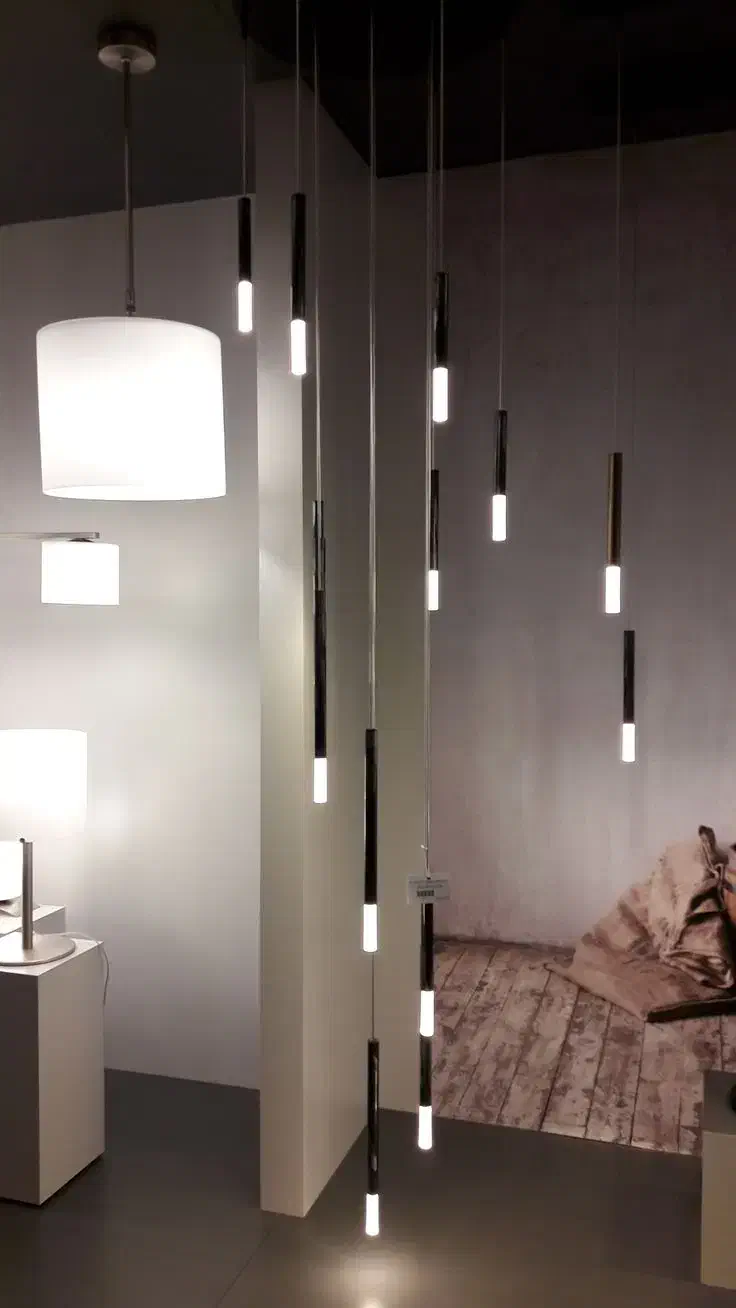 لوستر بزرگ مدرن طرح مدادی|لوستر و چراغ آویز|تهران, شهرک چیتگر|دیوار