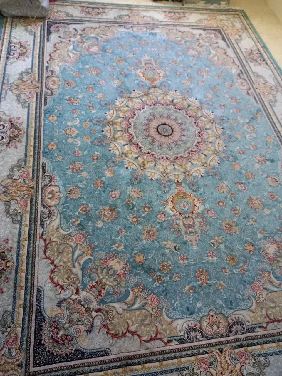 فرش ۹ متری|فرش|پرند, فاز ۶|دیوار