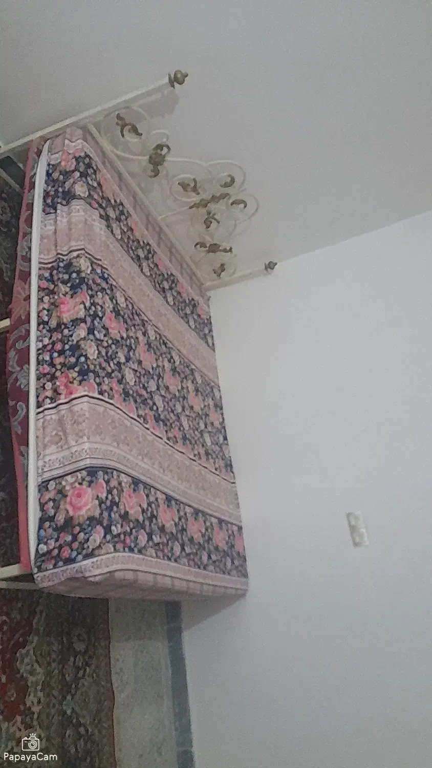 تخت خواب وتشک دونفر کاملآ سالم  وتمیز|تشک تختخواب|دزفول, |دیوار