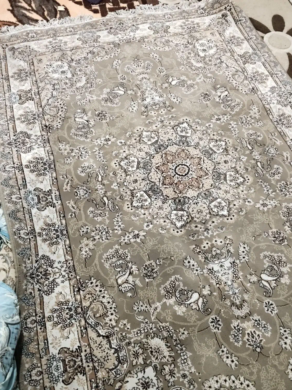 فرش ۴ متری|فرش|قدس, شهر‌قدس|دیوار