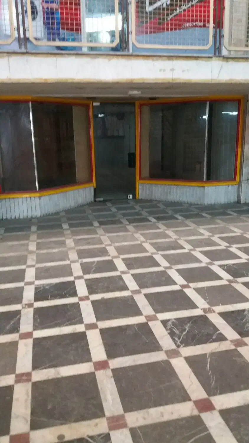 اجاره یک مغازه درمیدان کشوری پاساژ تفرشی|اجارهٔ مغازه و غرفه|بابل, |دیوار