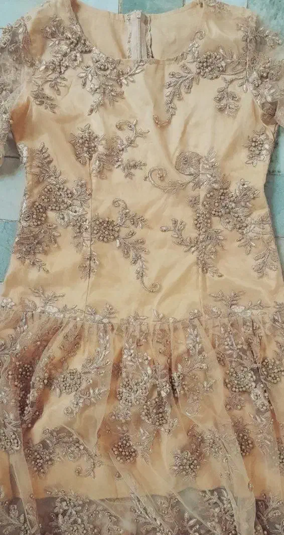 لباس سقزی|لباس|سنندج, |دیوار