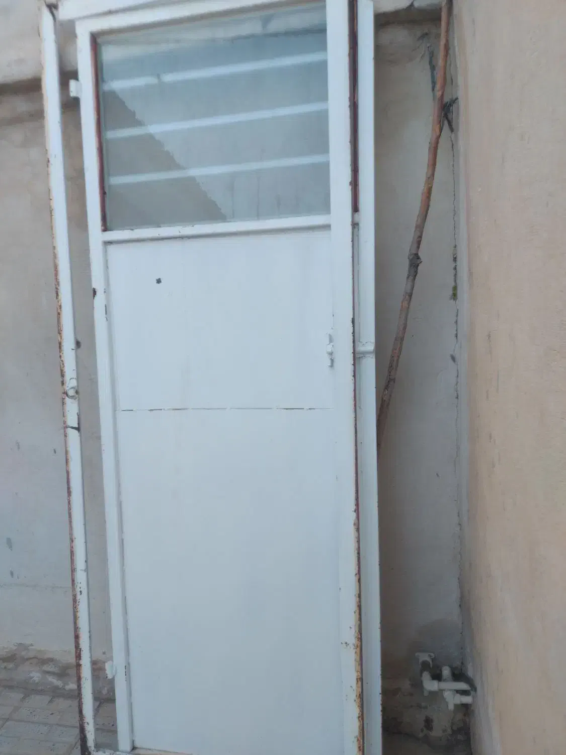 درب آهنی مناسب برای انباری ودستشویی وحمام|مصالح و تجهیزات ساختمان|چرداول, |دیوار