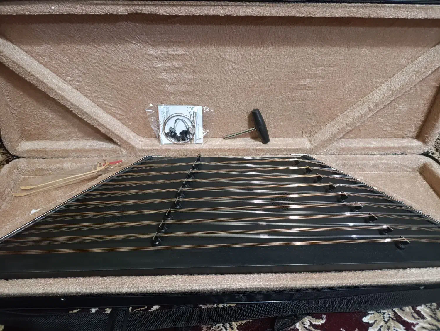 فروش سنتور نو .فوری|سازهای سنتی|کرمان, |دیوار