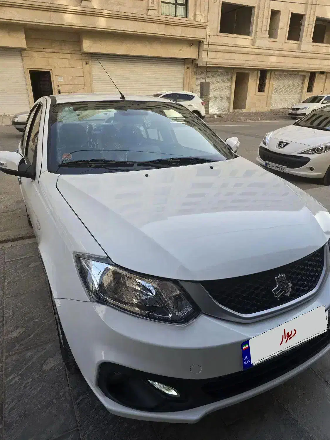 ساینا s ۴۰۴|خودرو سواری و وانت|مشهد, حسینآباد|دیوار